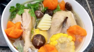 Canh gà nấm hương cà rốt thơm ngon cả nhà ăn hết nồi cơm