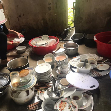 Sắp về ra mắt nhà người yêu, cô gái tuyên bố không rửa bát lại còn nói một câu khiến bạn trai 'ngã ngửa'