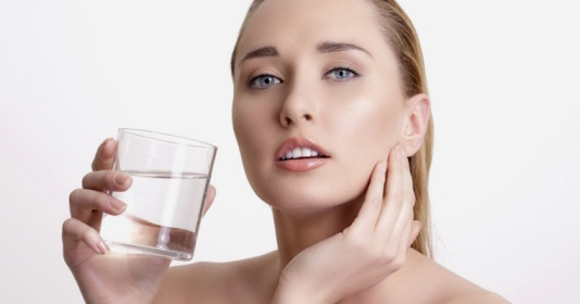 3 việc cần làm buổi sáng, 3 tránh làm buổi, tối giúp bạn trẻ lâu, bách niên giai lão - Vimarsana News