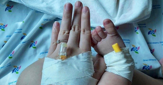 Nhật ký cách ly của bà mẹ và con 4 tháng tuổi là F0: Giờ chúng tôi rất thấm thía với Covid-19 - Vimarsana News