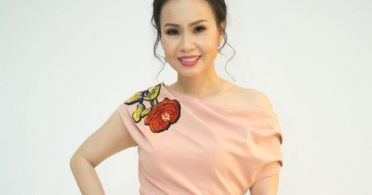 Bị cảnh báo khi khoe thức uống chưa được kiểm chứng, Cẩm Ly phải lên tiếng giải thích và gỡ bài - Vimarsana News