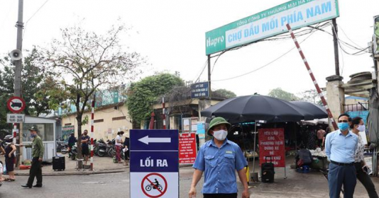 Hà Nội thêm 18 trường hợp dương tính, một chợ bị phong tỏa vì có ca nghi mắc Covid-19 - Vimarsana News